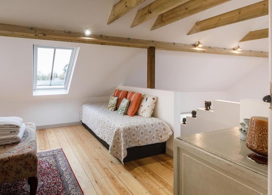 Stylish Cottage In The Pewsey Vale Marlborough Kültér fotó